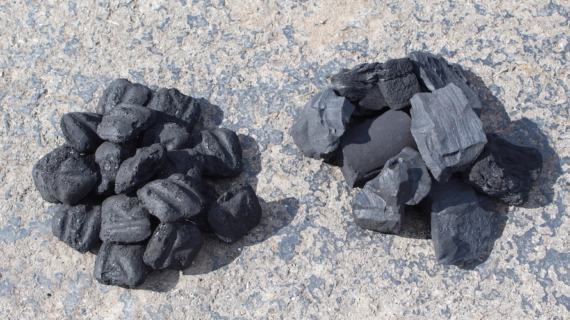 Which is better Lump Charcoal or Briquettes?