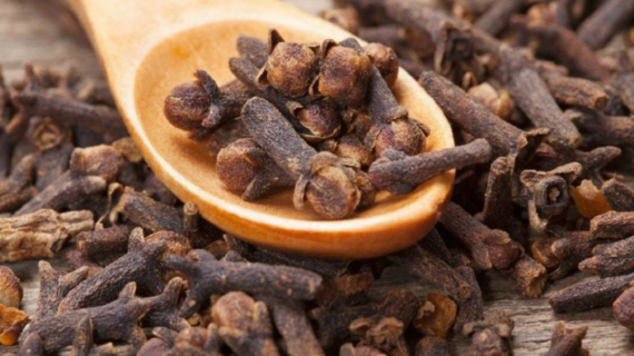 Types of Cloves and Functions