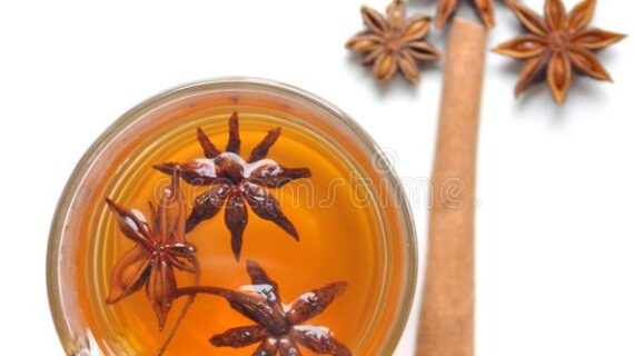 The Incredible Health Benefits of Star Anise and Cinnamon Tea