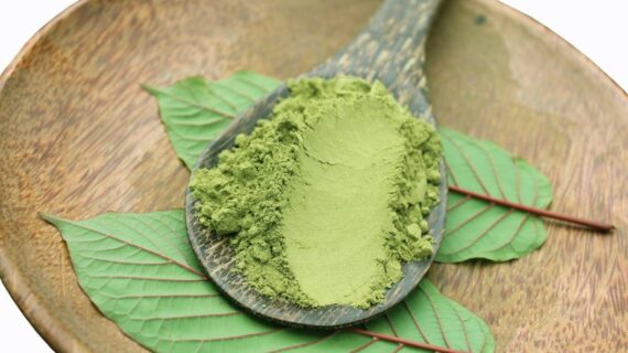Kratom and Energy Boost: Unraveling Its Stimulant Properties