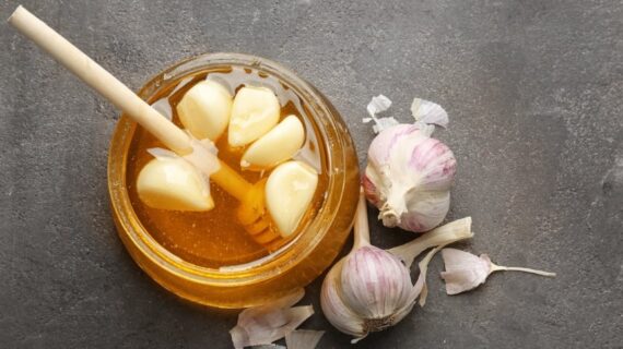Benefits of Honey and Garlic for 7 Days