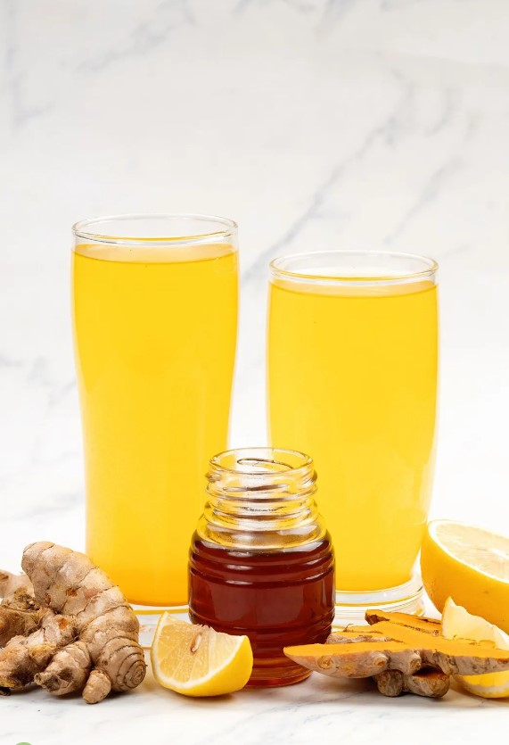 What is Apple Cider Vinegar Drink with Honey, Garlic, Lemon, and Ginger